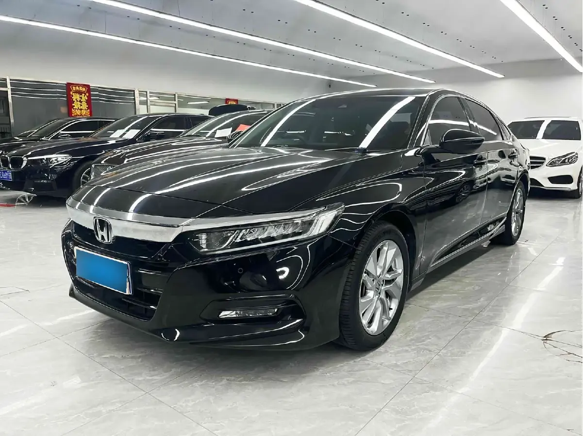 2018 Honda Accord 1.5T 194HP L4 CVT