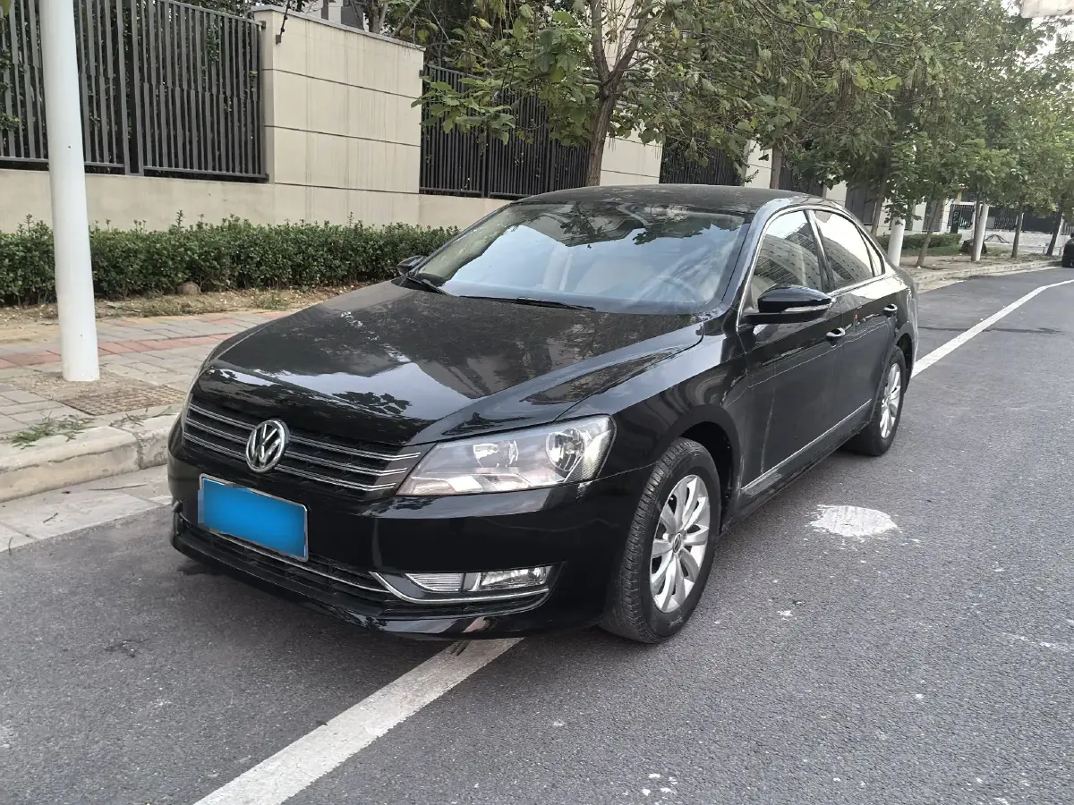 2014 Volkswagen Passat 1.4T 131HP L4 5MT