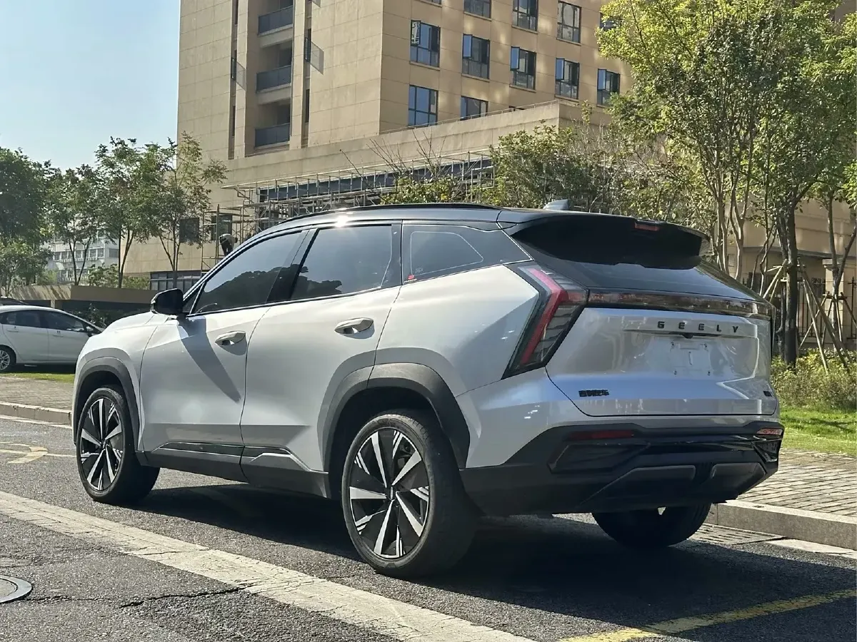 2023 Geely StarRay 2.0T 218HP L4 7DCT,autocango,china used car exporter,china ev exporter,chinese used car exporter,chinese used ev exporter