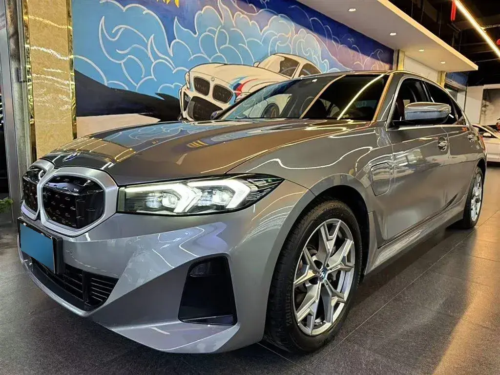 2022 BMW i3 BEV 70KWH