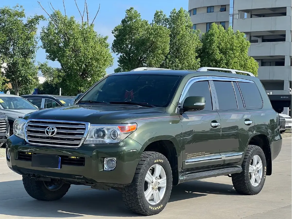 2015 Toyota Land Cruiser 4.0L 275HP V6 5AT