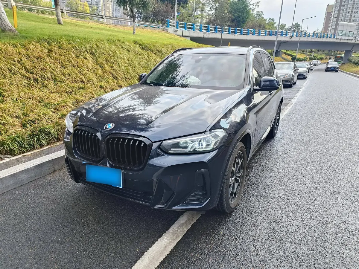 2022 BMW X3 2.0T 184HP L4 8AT