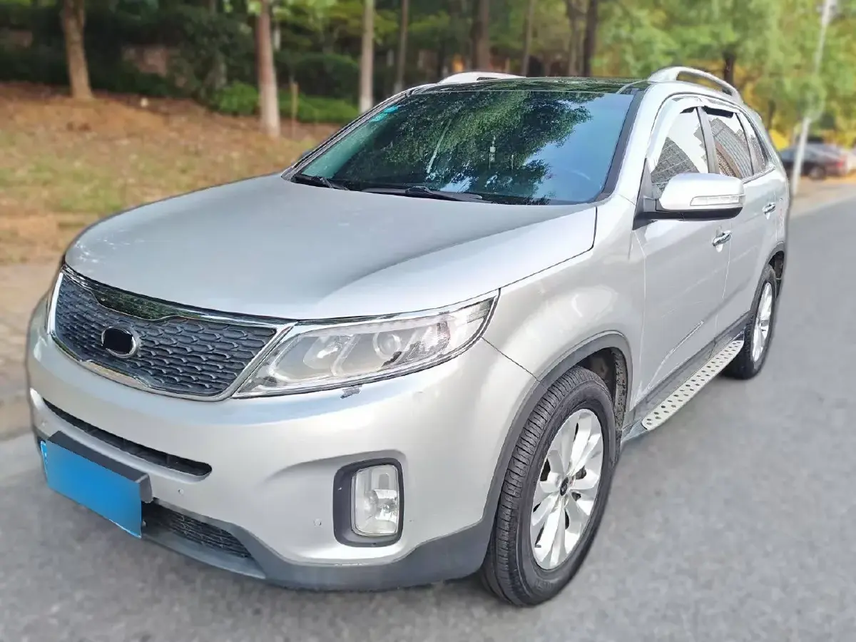 2013 Kia Sorento 2.2T 197HP L4 6AT