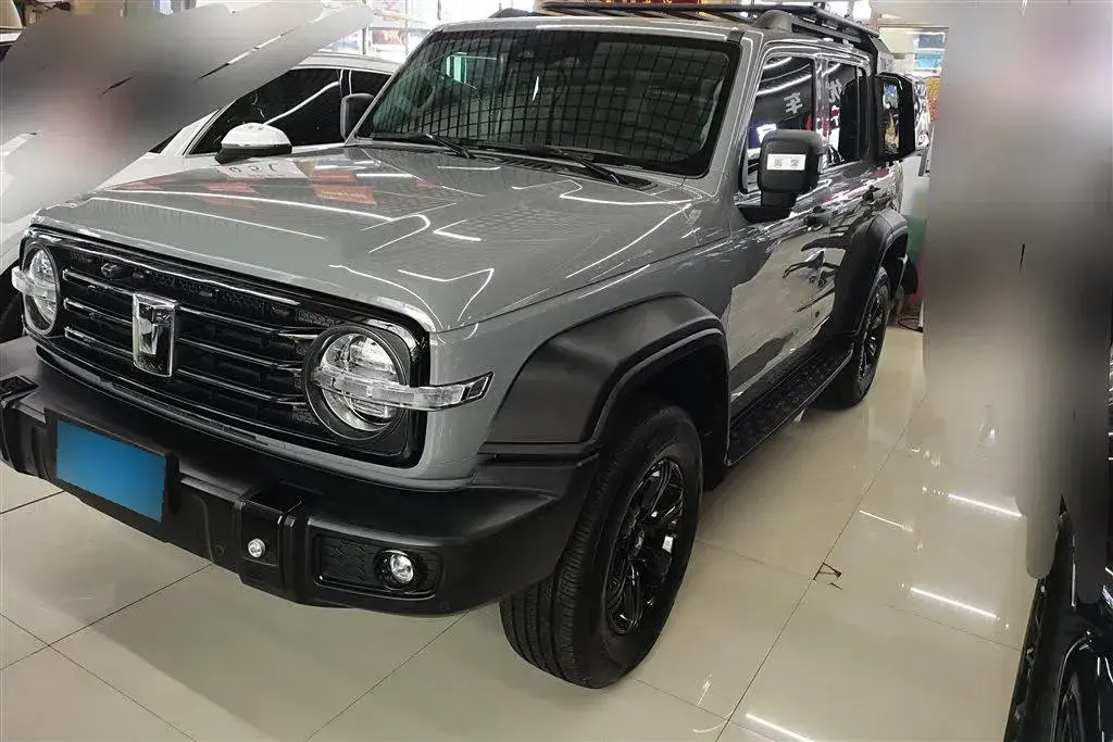 2021 Tank 300 2.0T 227HP L4 8AT