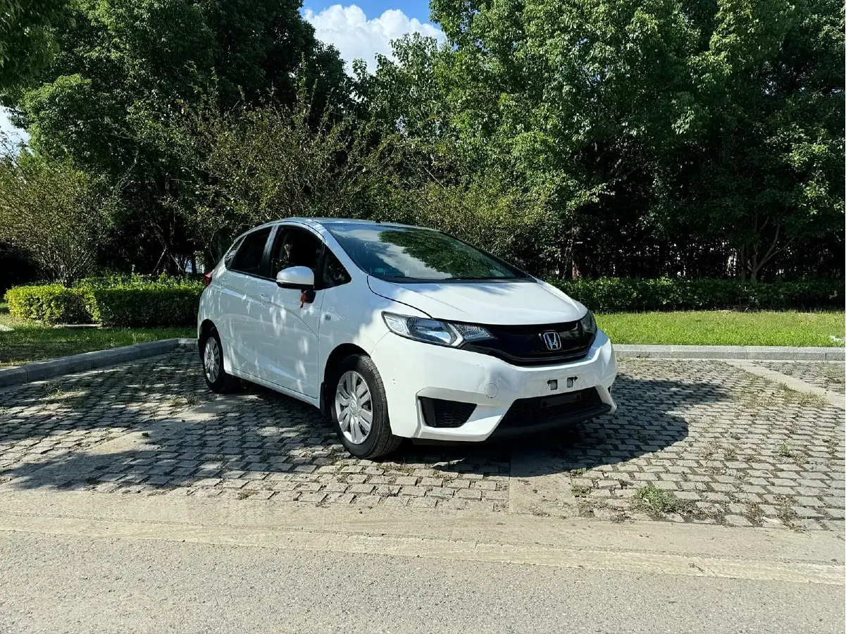 2014 Honda Fit 1.5L 131HP L4 5MT