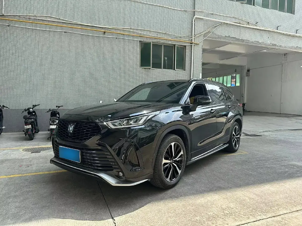 2021 Toyota Crown Kluger 2.5L 192HP L4 E-CVT Hybrid