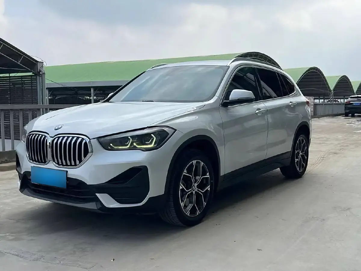 2021 BMW X1 2.0T 192HP L4 7DCT