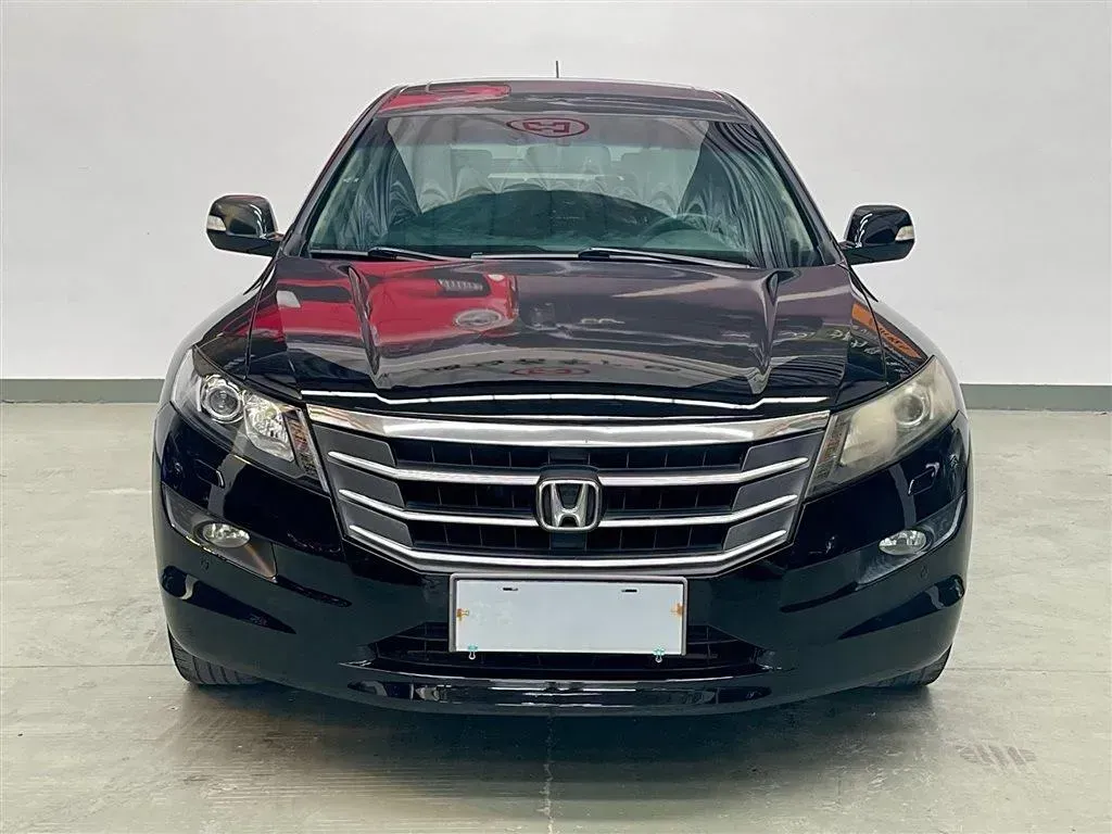 2012 Honda Crosstour 2.4L 197HP L4 5AT,autocango,china used car exporter,china ev exporter,chinese used car exporter,chinese used ev exporter