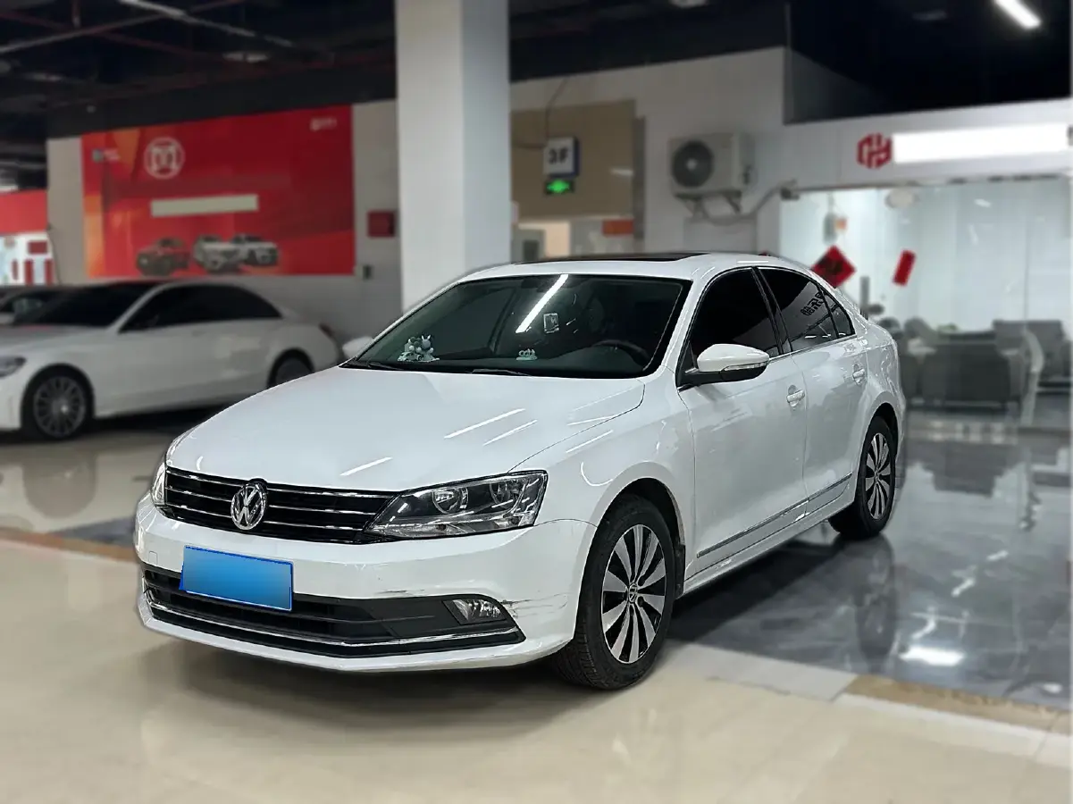 2018 Volkswagen Sagitar 1.6L 110HP L4 6AT