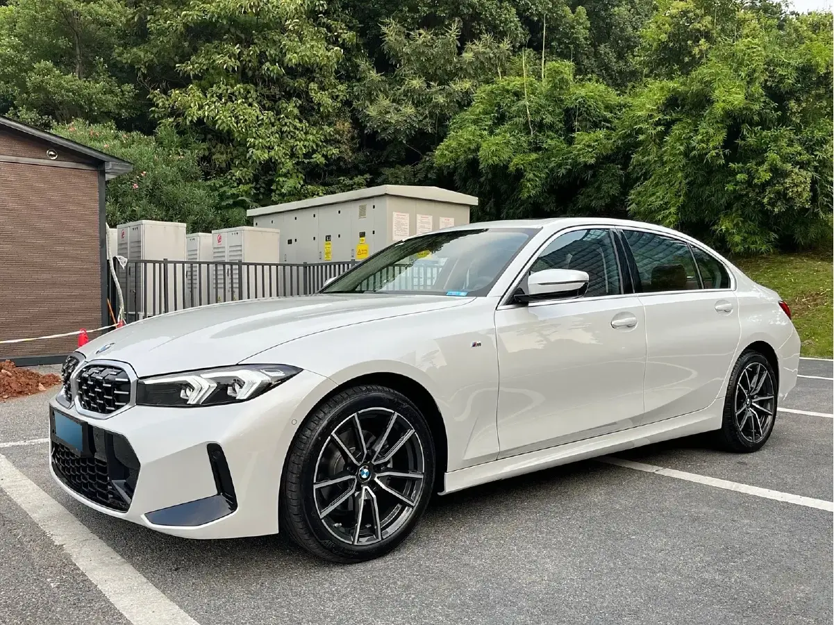 2023 BMW 3 Series 2.0T 184HP L4 8AT