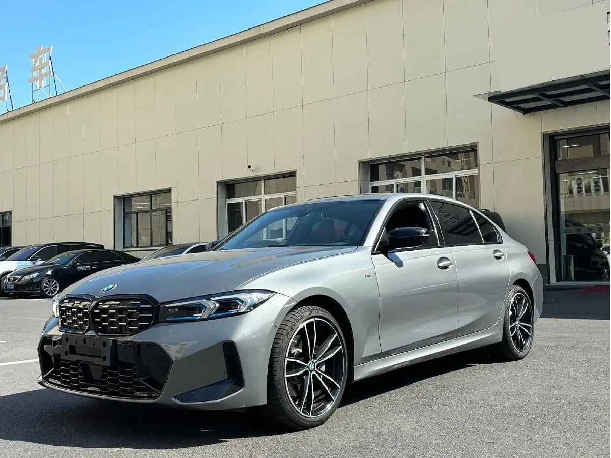 2024 BMW 3 Series 2.0T 245HP L4 8AT