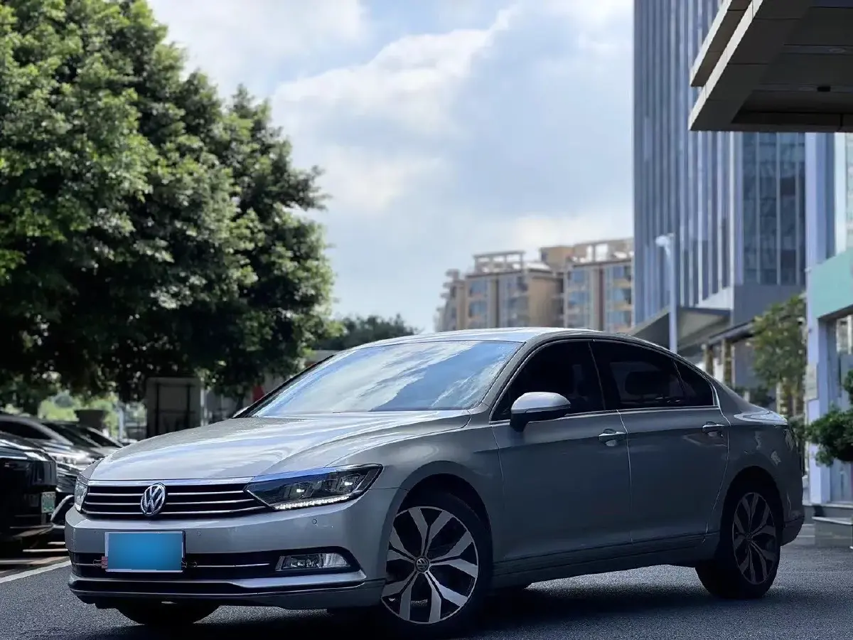 2018 Volkswagen Magotan 1.8T 180HP L4 7DCT