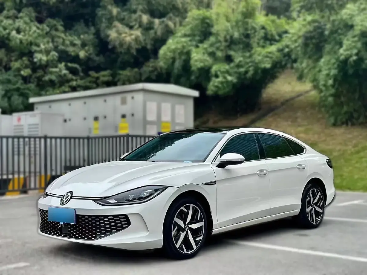 2022 Volkswagen Lamando 1.4T 150HP L4 7DCT