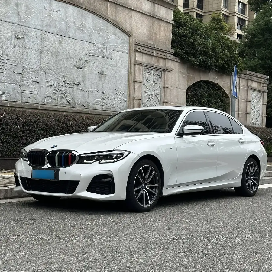 2021 BMW 3 Series 2.0T 184HP L4 8AT