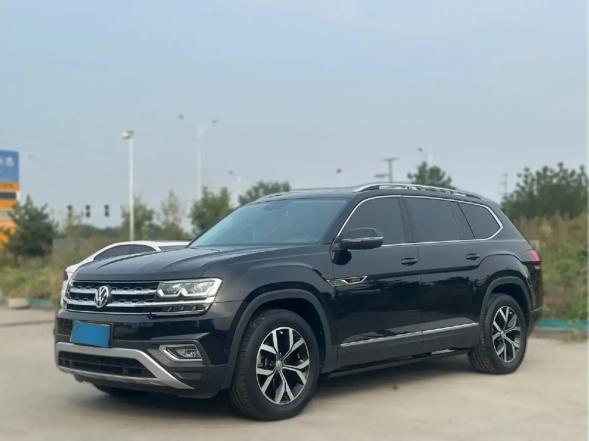 2019 Volkswagen Teramont 2.0T 220HP L4 7DCT