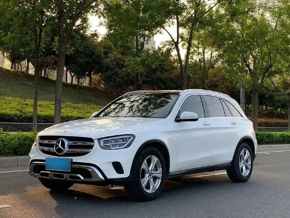 2020 Mercedes-Benz GLC Class 2.0T 197HP L4 9AT