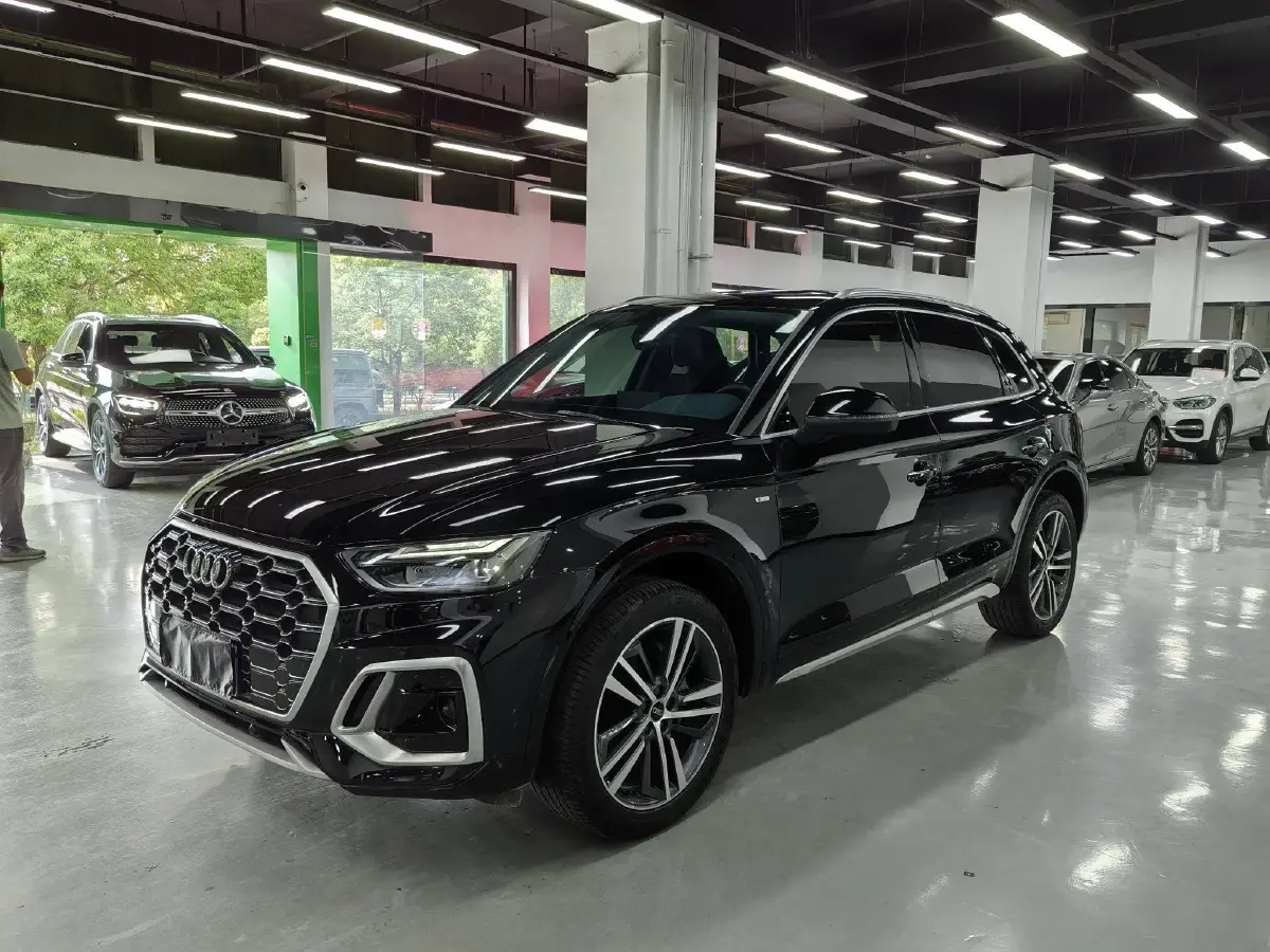 2022 Audi Q5L 2.0T 190HP L4 7DCT