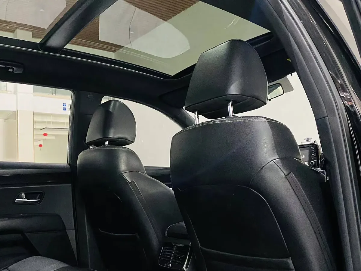 2017 Kia KX7 2.0T 241HP L4 6AT,autocango,china used car exporter,china ev exporter,chinese used car exporter,chinese used ev exporter