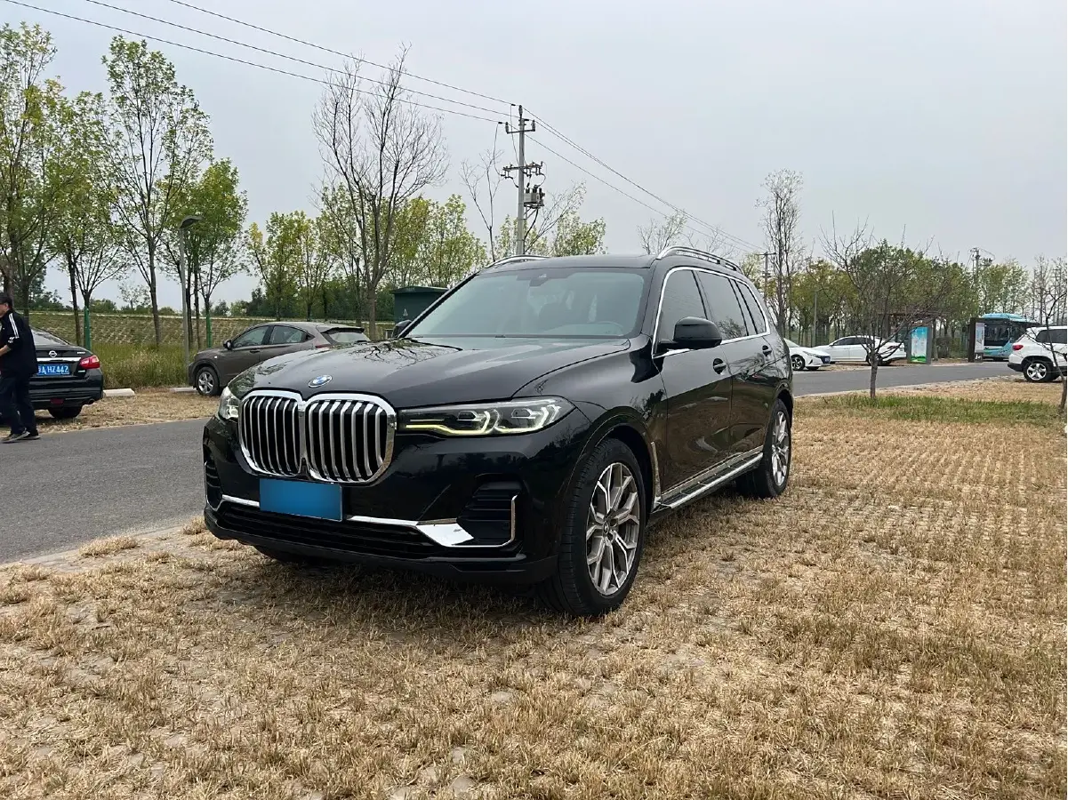 2020 BMW X7 3.0T 340HP L6 8AT