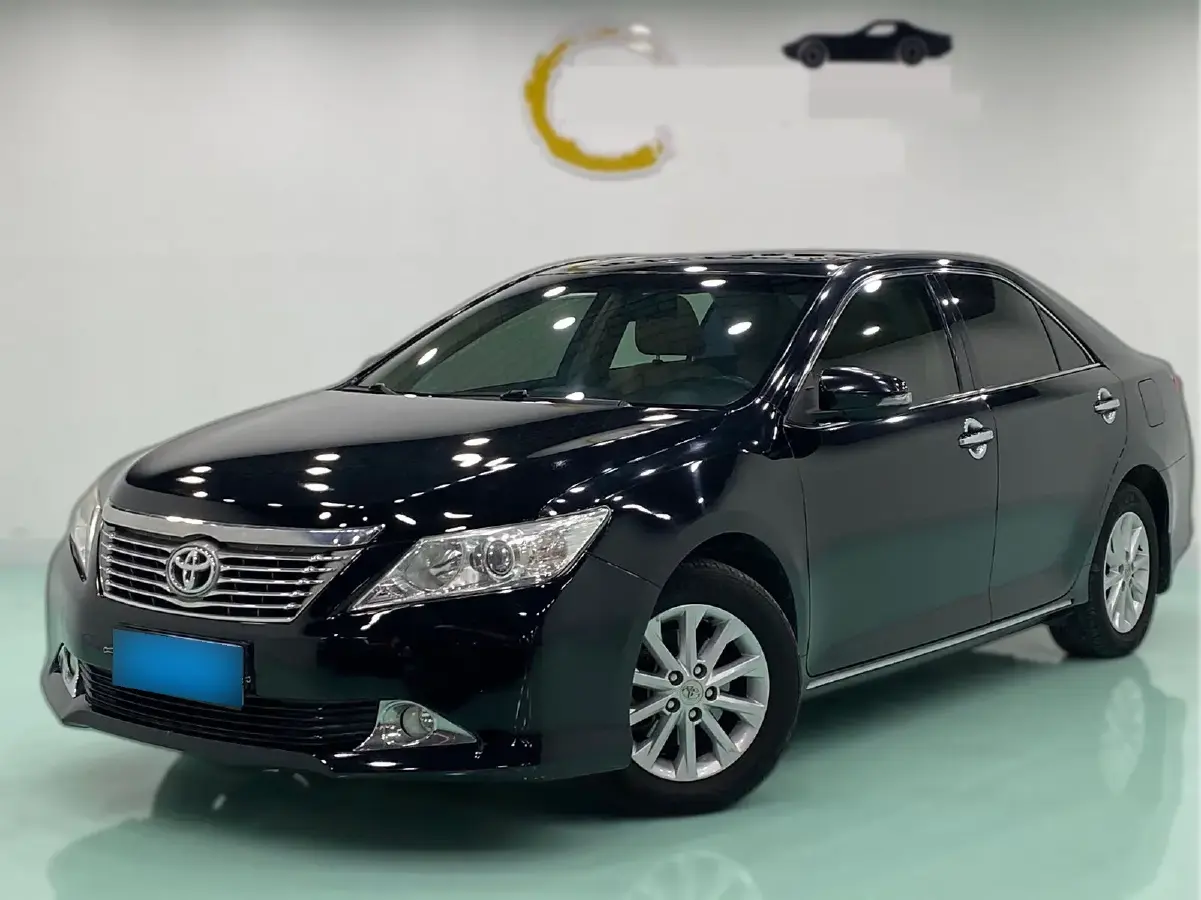 2013 Toyota Camry 2.0L 148HP L4 4AT