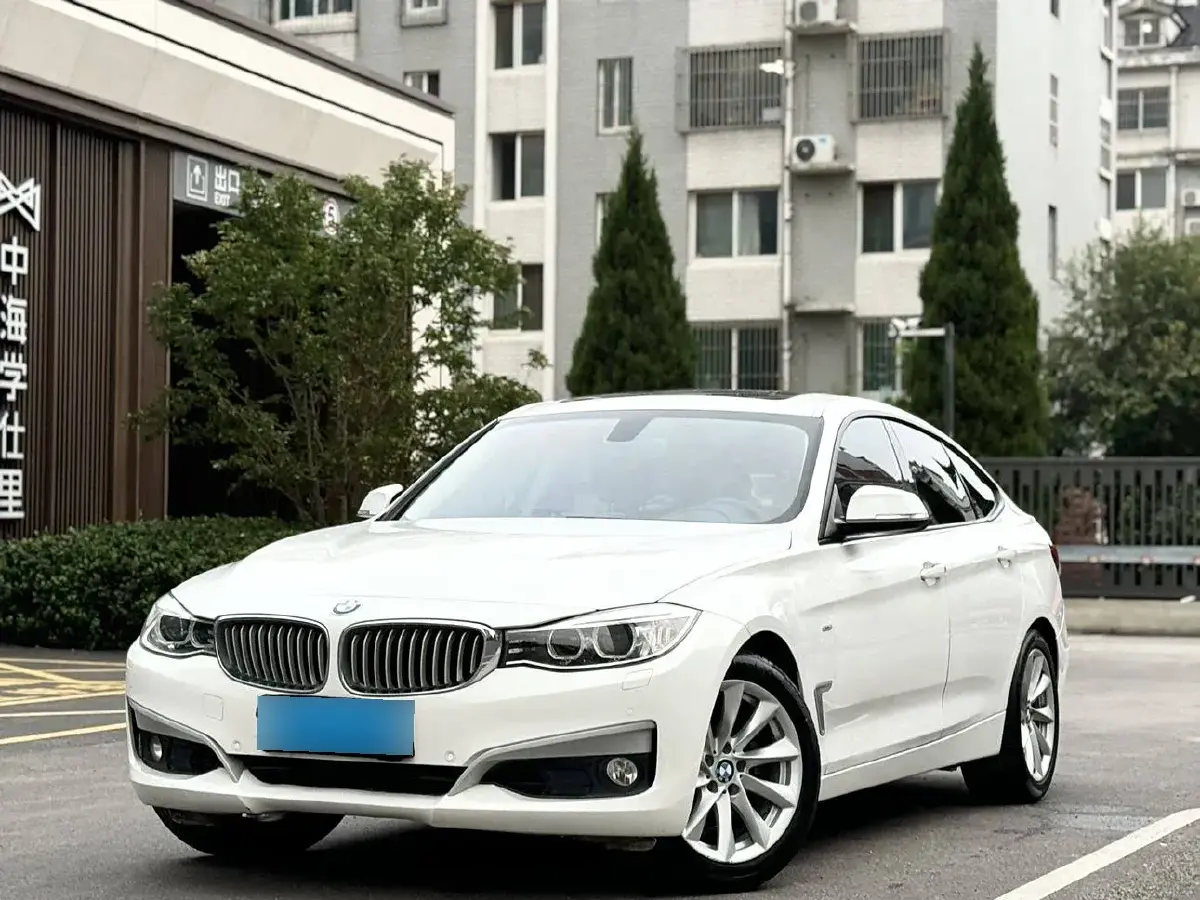 2013 BMW 3 Series GT 2.0T 245HP L4 8AT