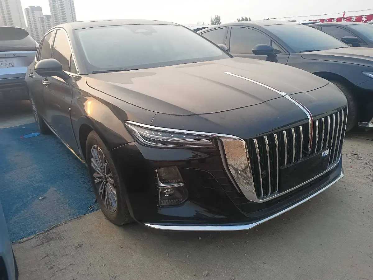 2023 HongQi H5 2.0T 224HP L4 8AT