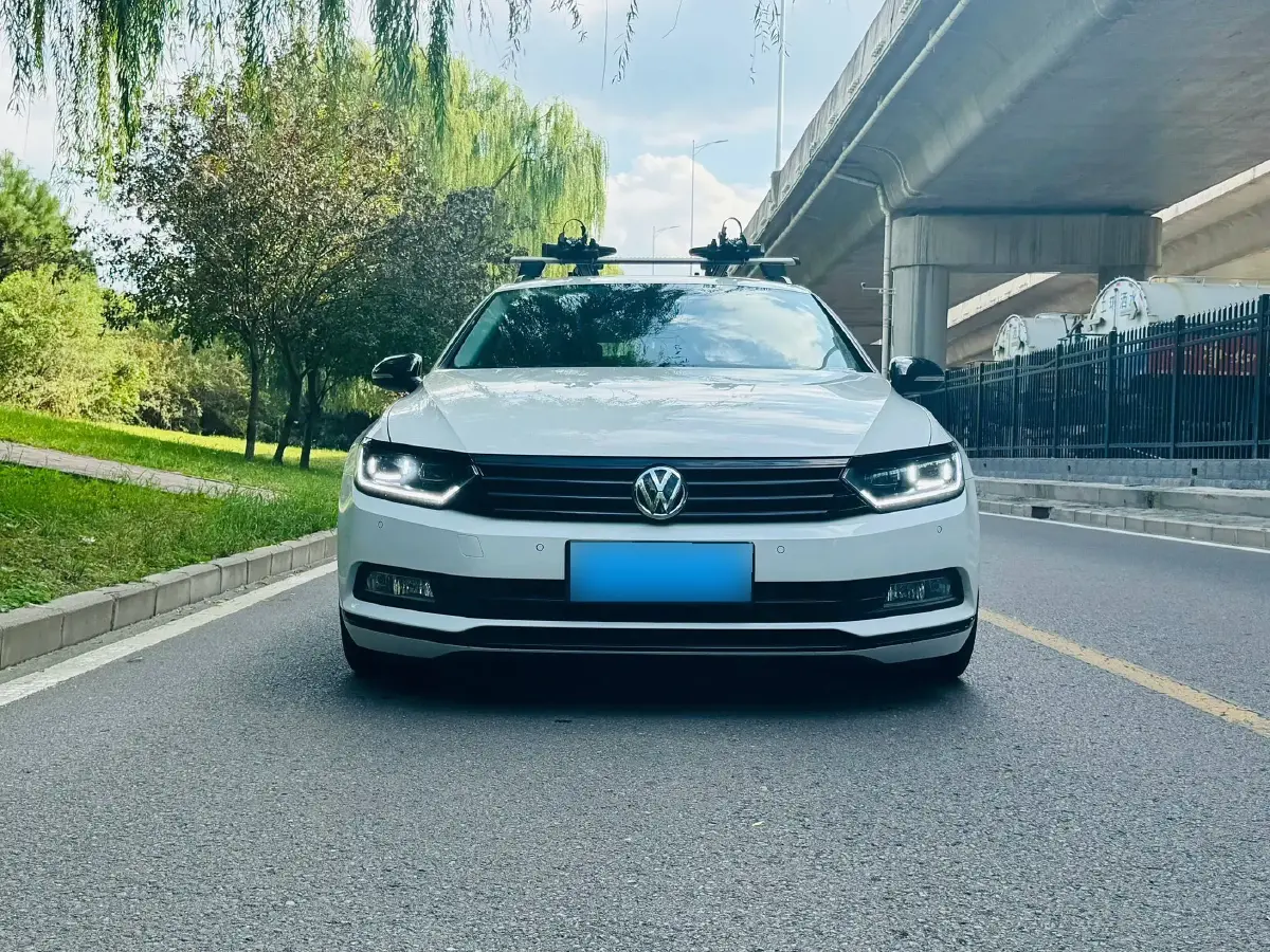 2018 Volkswagen Alltrack 2.0T 220HP L4 6DCT