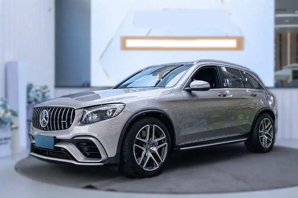 2018 Mercedes-Benz GLC AMG 4.0T 476HP V8 9AT