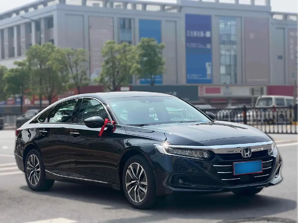 2023 Honda Accord 1.5T 192HP L4 CVT