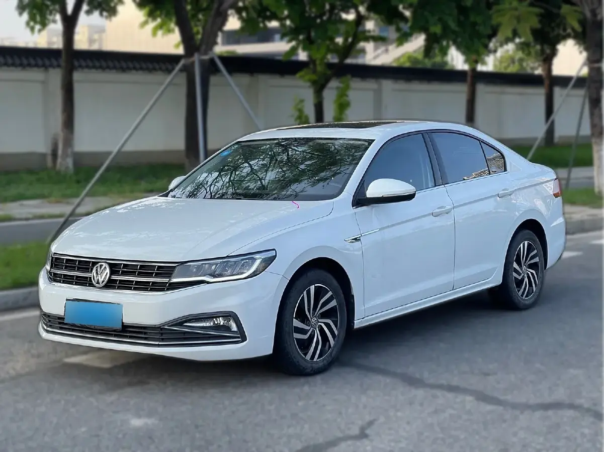 2019 Volkswagen Bora 1.5L 113HP L4 6AT
