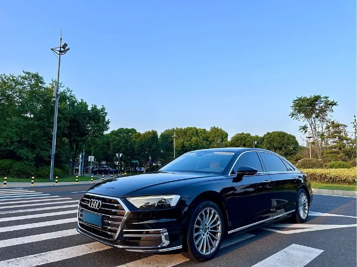 2019 Audi A8 3.0T 286HP V6 8AT