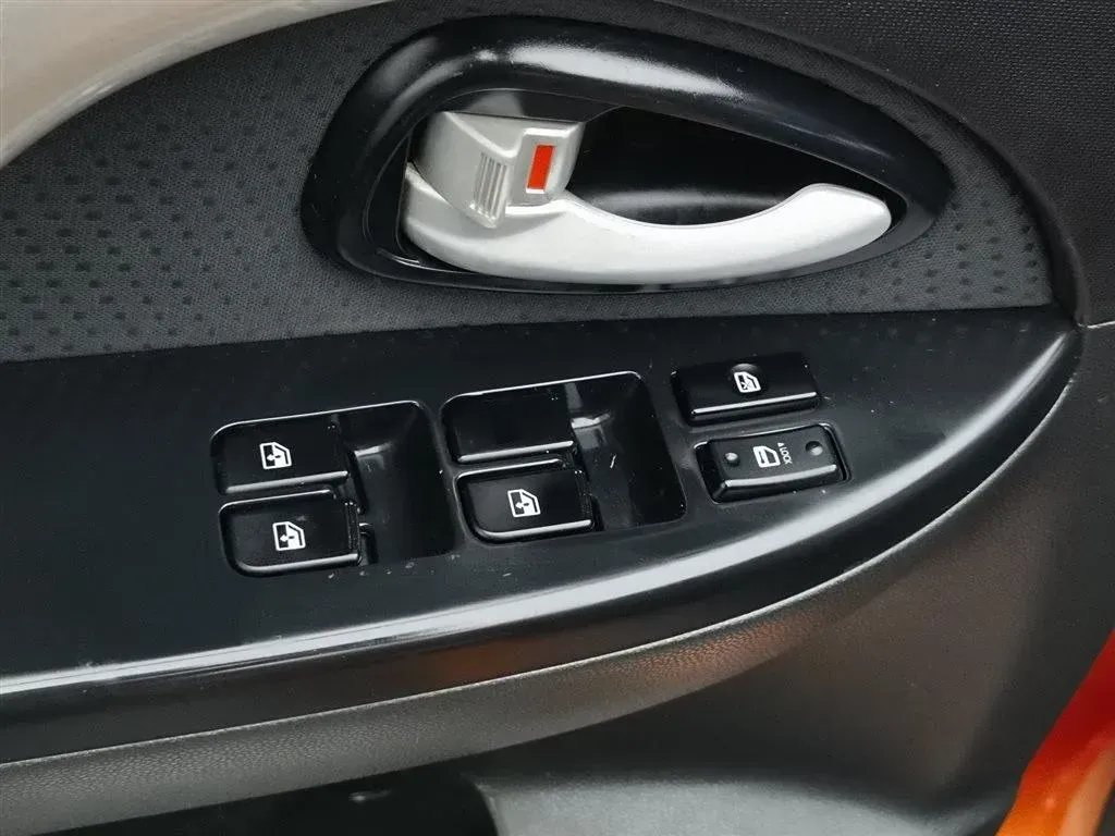 2014 ChangAn CX20 1.4L 101HP L4 5MT,autocango,china used car exporter,china ev exporter,chinese used car exporter,chinese used ev exporter