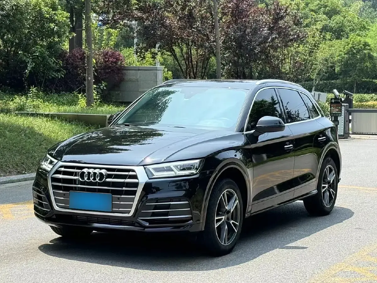 2018 Audi Q5L 2.0T 190HP L4 7DCT