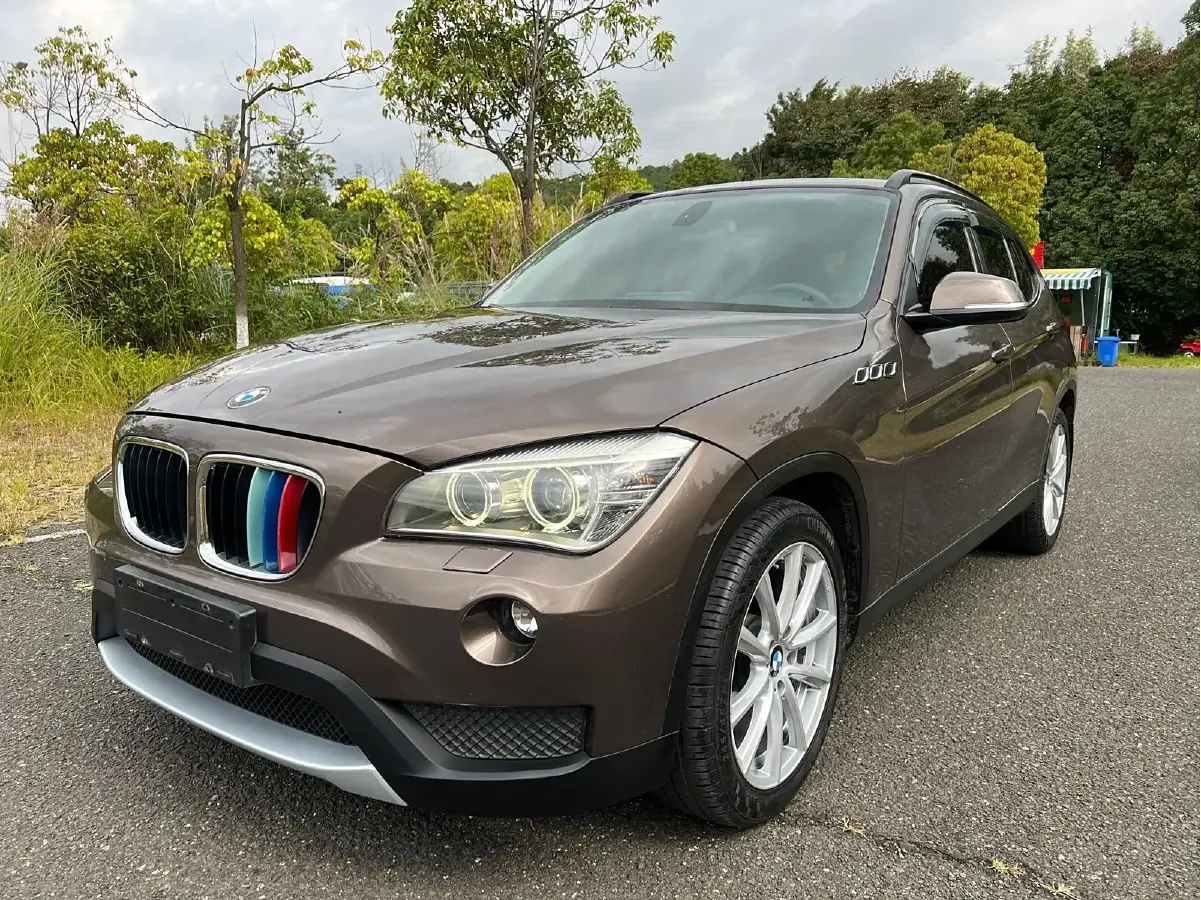 2013 BMW X1 2.0L 150HP L4 6AT