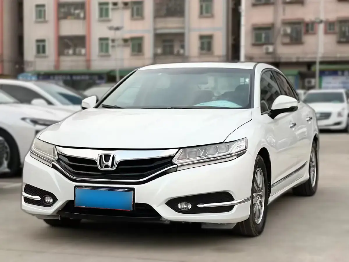 2017 Honda Spirior 2.0L 155HP L4 CVT