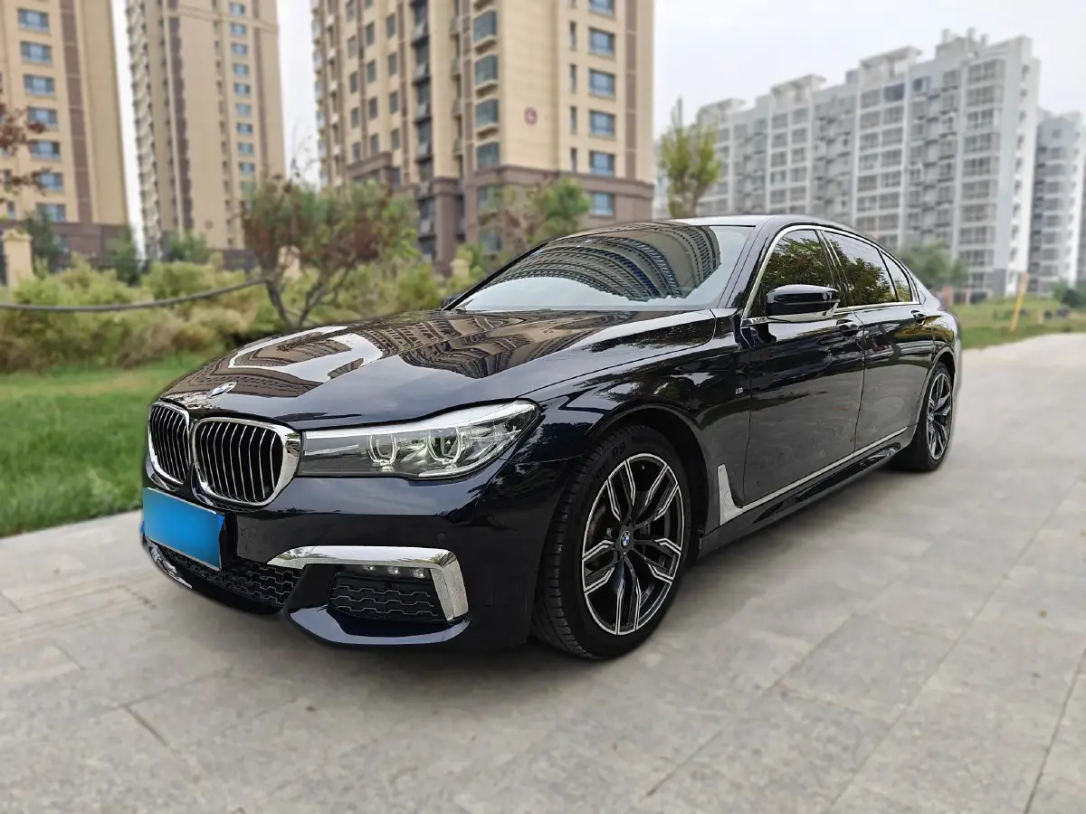 2018 BMW 7 Series 2.0T 258HP L4 8AT