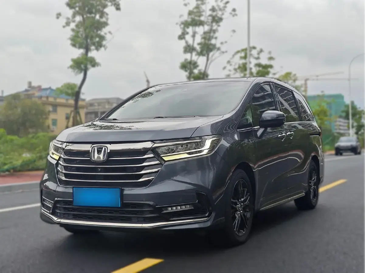 2022 Honda Odyssey 2.0L 146HP L4 E-CVT Hybrid