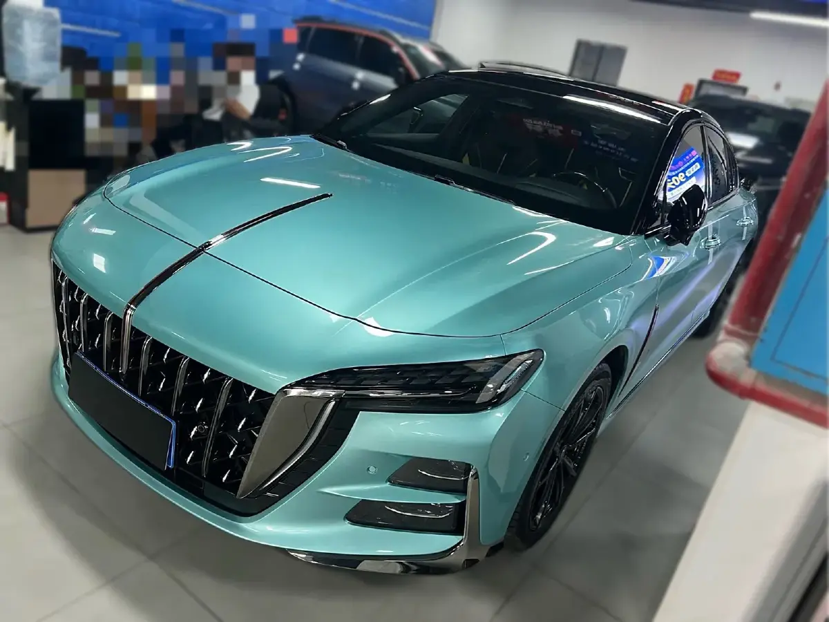 2023 HongQi H6 2.0T 252HP L4 8AT