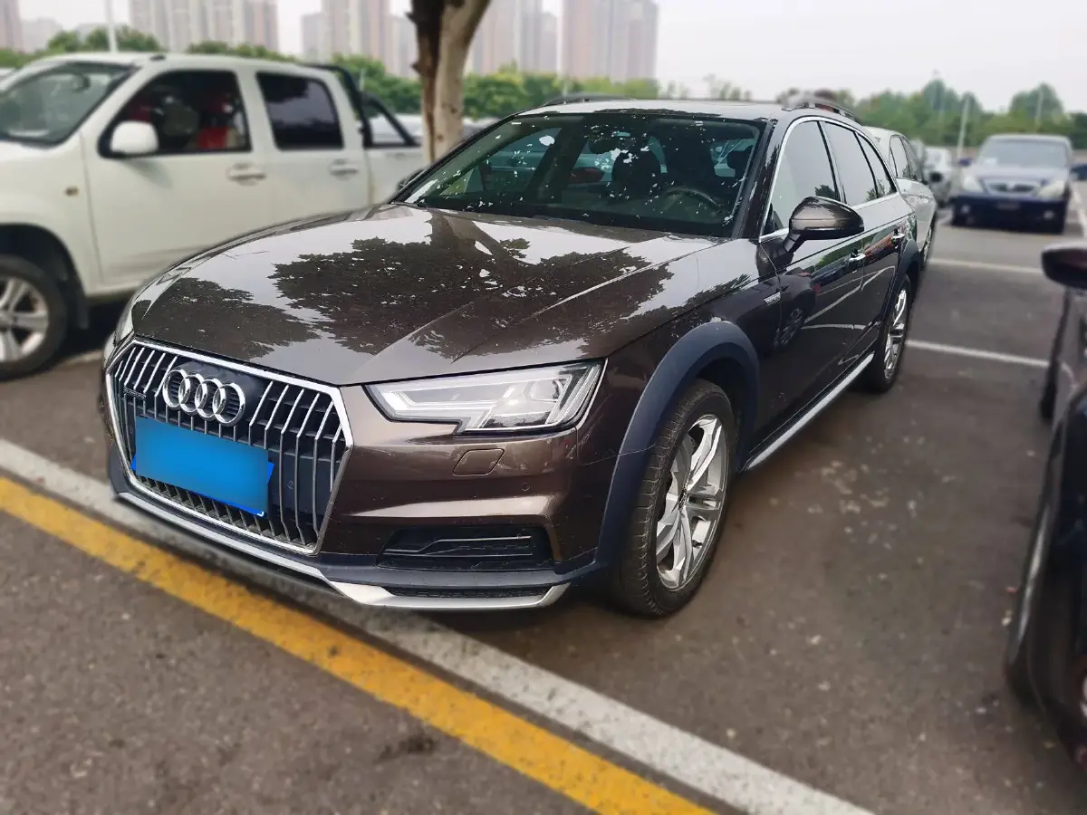 2017 Audi A4 2.0T 252HP L4 7DCT