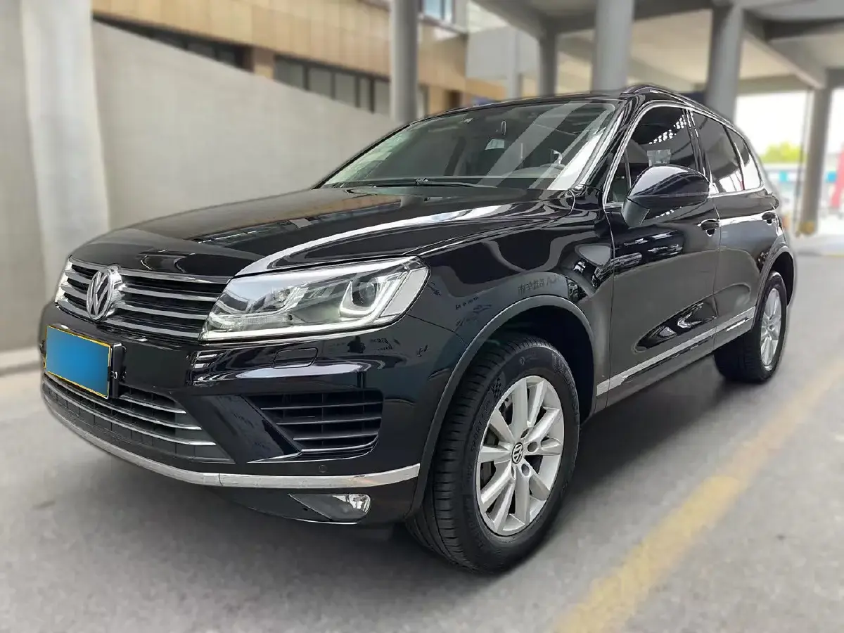 2016 Volkswagen Touareg 3.0T 320HP V6 8AT