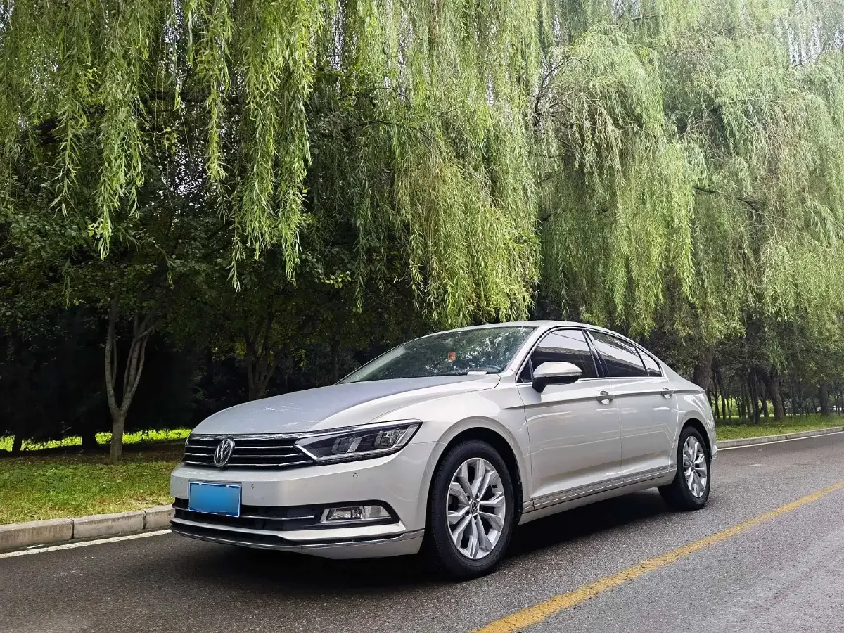 2017 Volkswagen Magotan 1.8T 180HP L4 7DCT