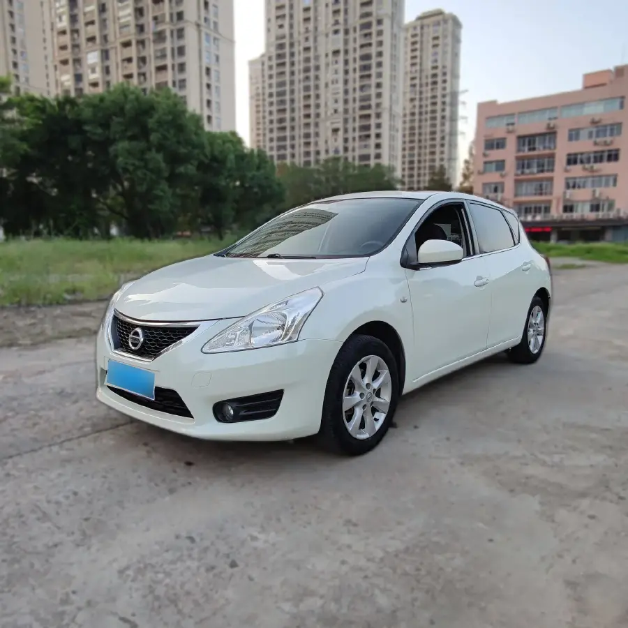 2013 Nissan Tiida 1.6L 126HP L4 CVT