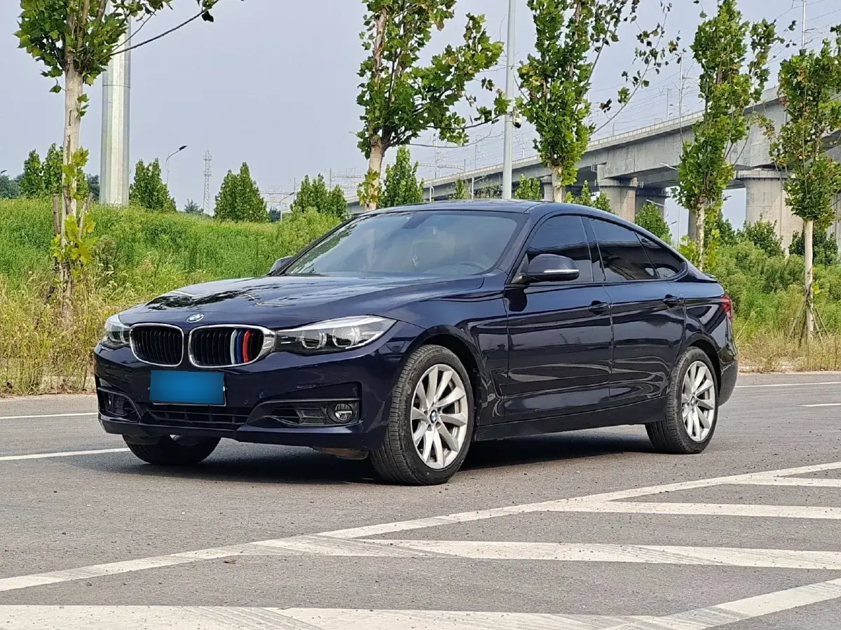2019 BMW 3 Series GT 2.0T 184HP L4 8AT