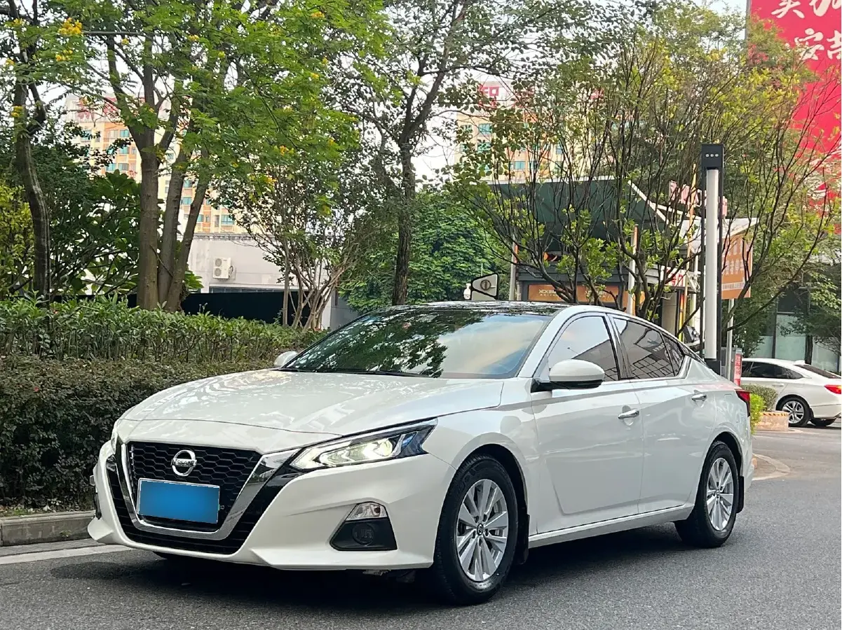 2020 Nissan Teana 2.0L 159HP L4 CVT