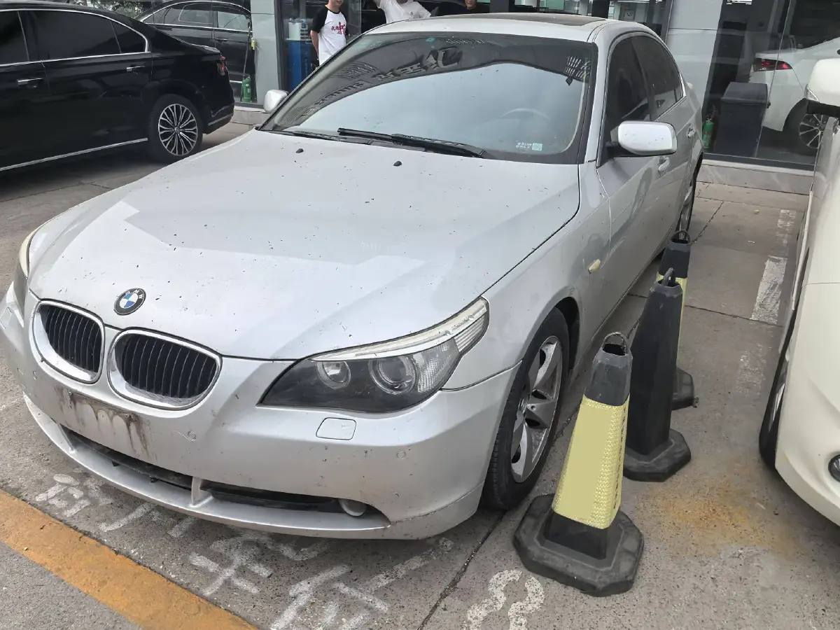 2006 BMW 5 Series 2.5L 218HP L6 6AT