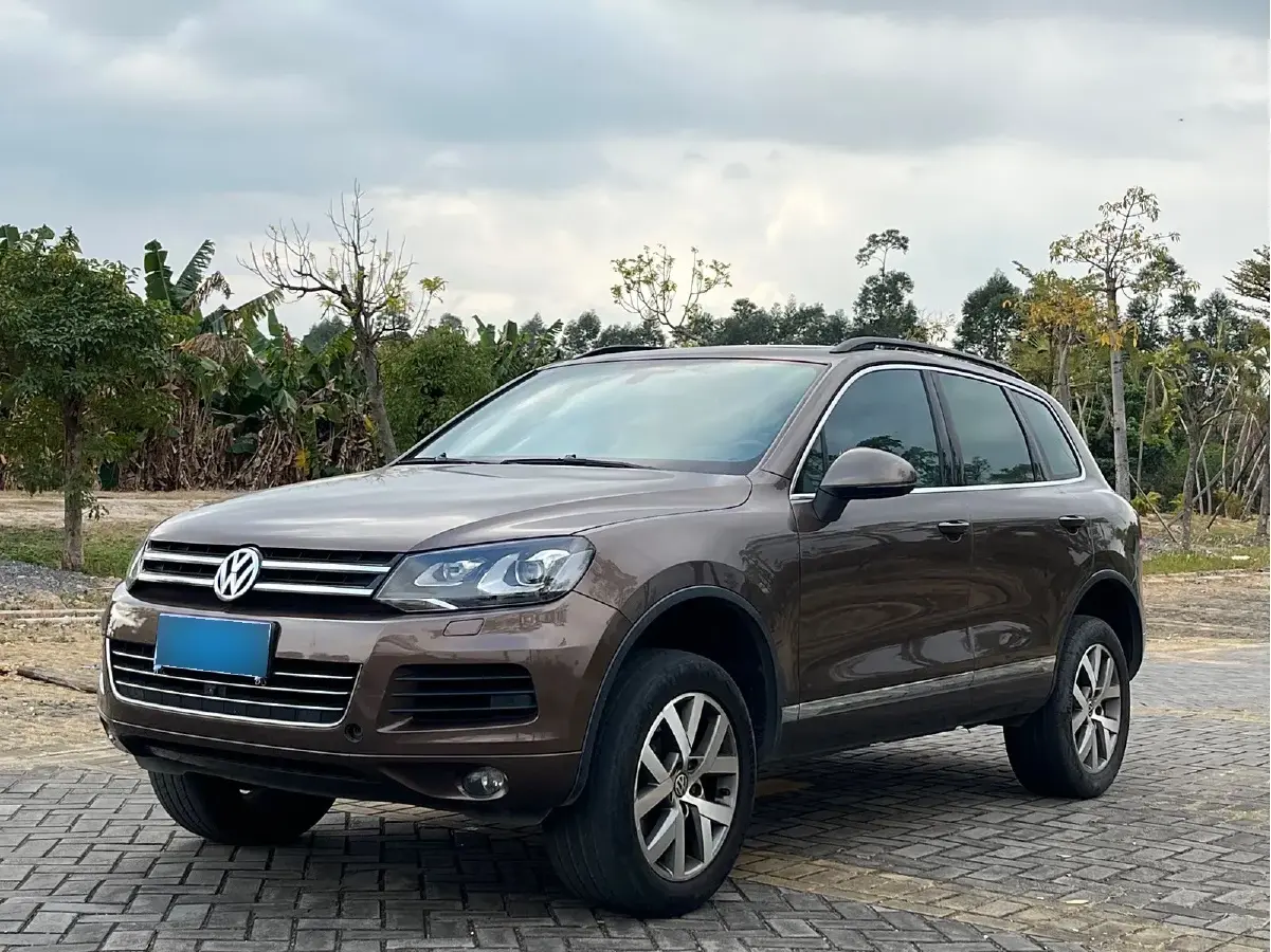 2012 Volkswagen Touareg 3.0T 290HP V6 8AT