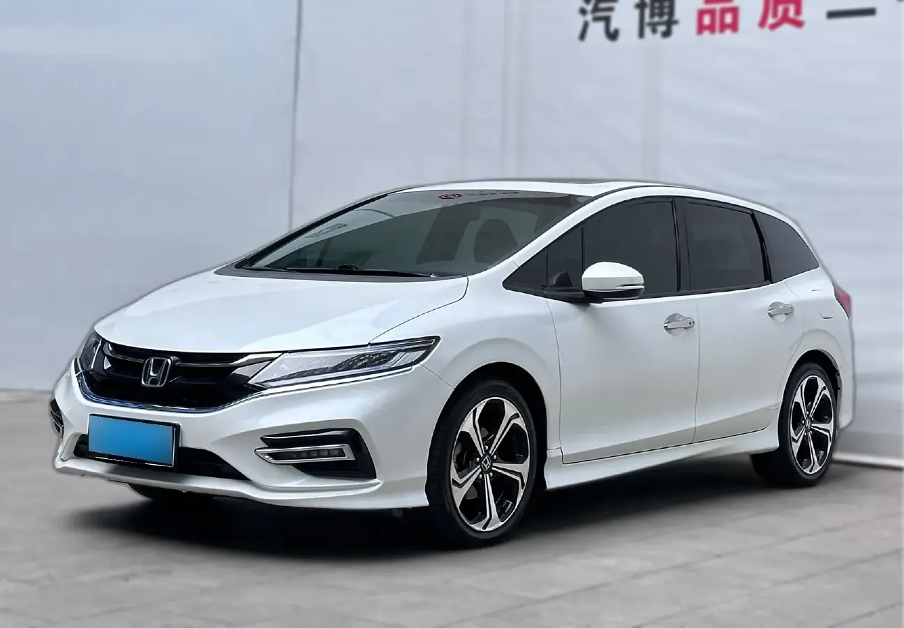 2017 Honda Jade 1.5T 156HP L4 CVT