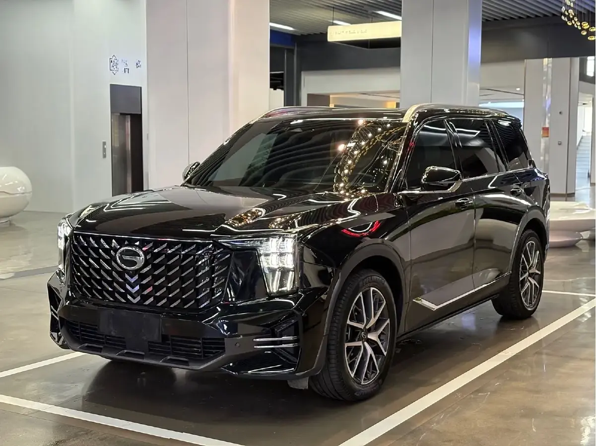 2022 GAC Trumpchi GS8 2.0T 252HP L4 8AT