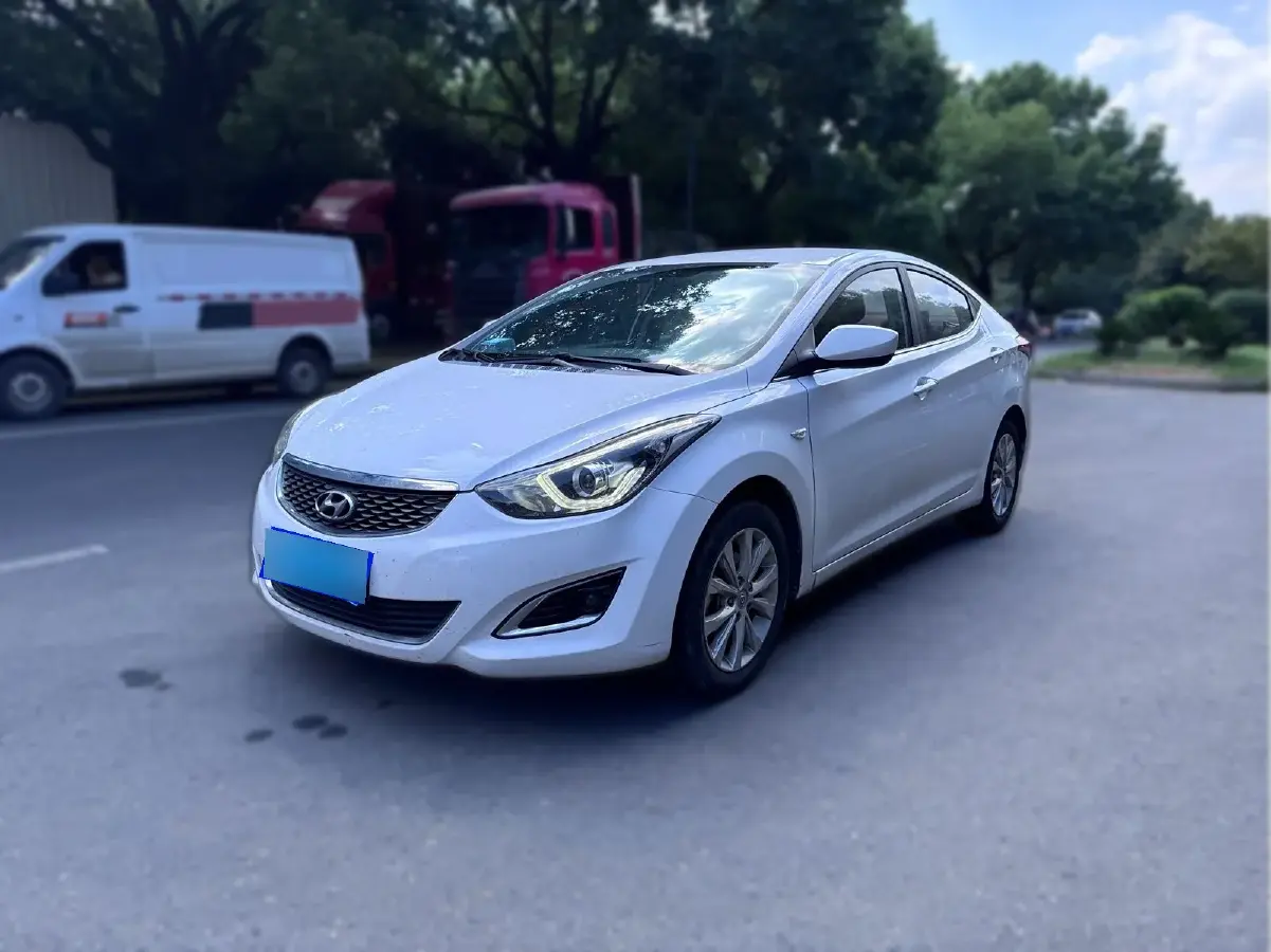 2016 Hyundai Elantra 1.6L 128HP L4 6AT