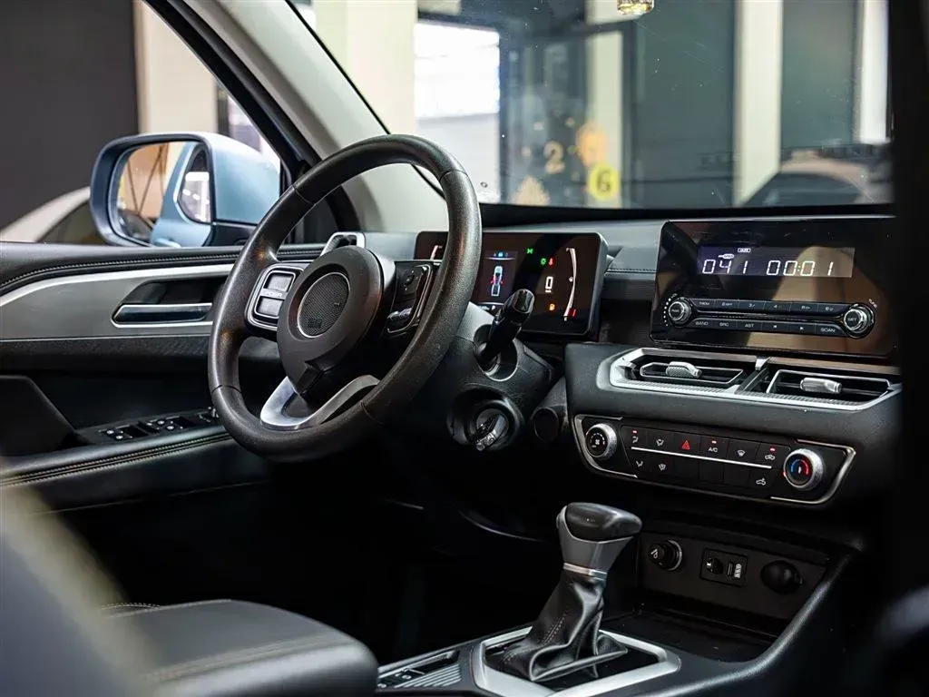 2023 Great Wall Poer King Kong 2.0T 163HP L4 6AT,autocango,china used car exporter,china ev exporter,chinese used car exporter,chinese used ev exporter